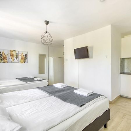 Labo Apartment Niepodleglosci Varsó Kültér fotó