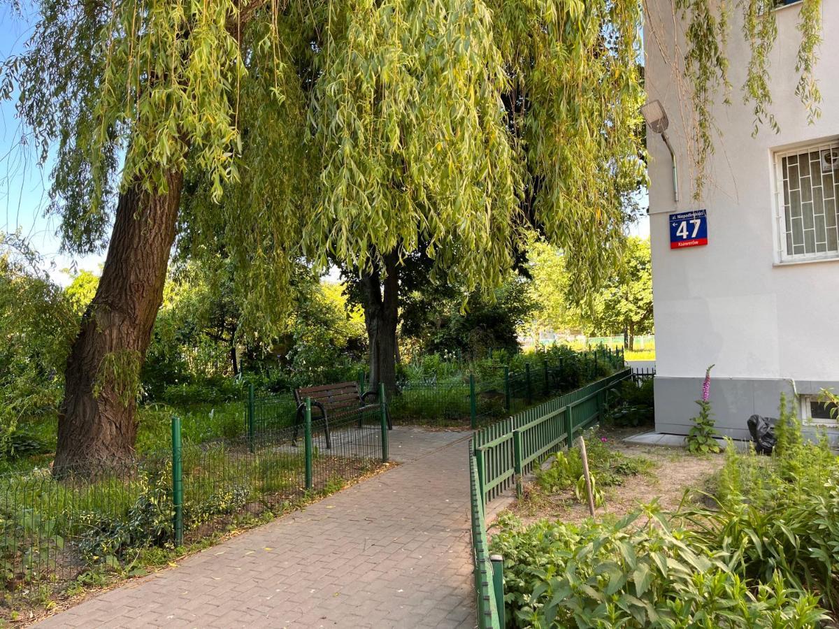 Labo Apartment Niepodleglosci Varsó Kültér fotó